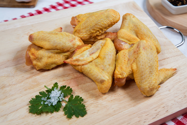Ales de pollastre.